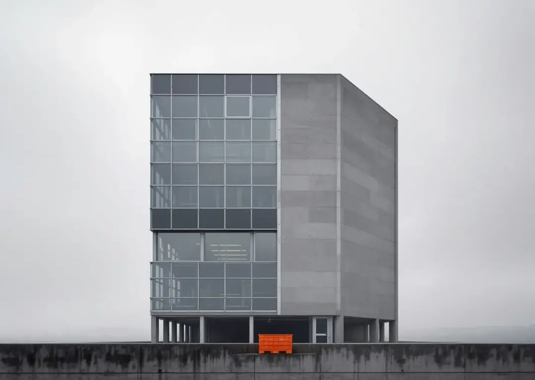 Harborfield Civic Annex with glazing complete on the lower floors